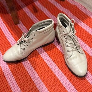 Vintage 90’s Danexx White Leather Shoes